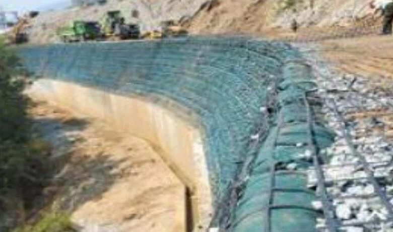 page-640-640 Beneath Wiradjuri Landfill: Capping Solutions for Safety